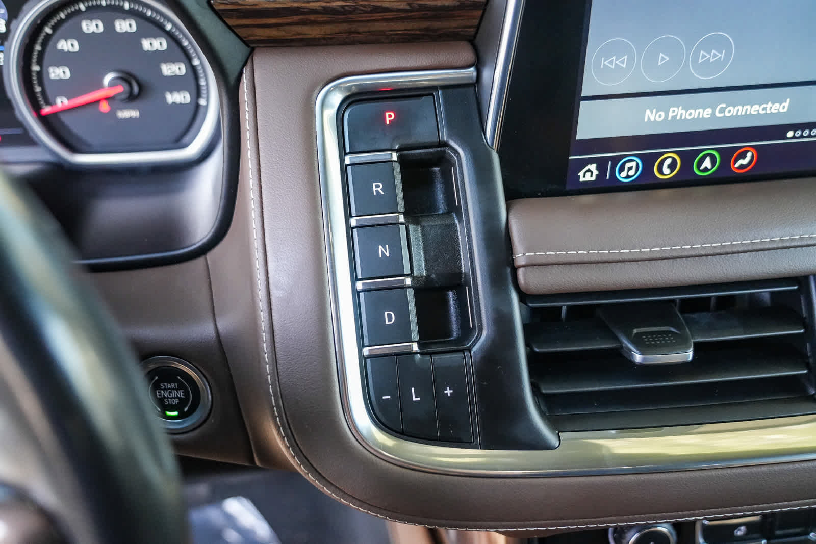 Used 2021 Chevrolet Tahoe High Country w/ Premium Package AWD/4WD image 19