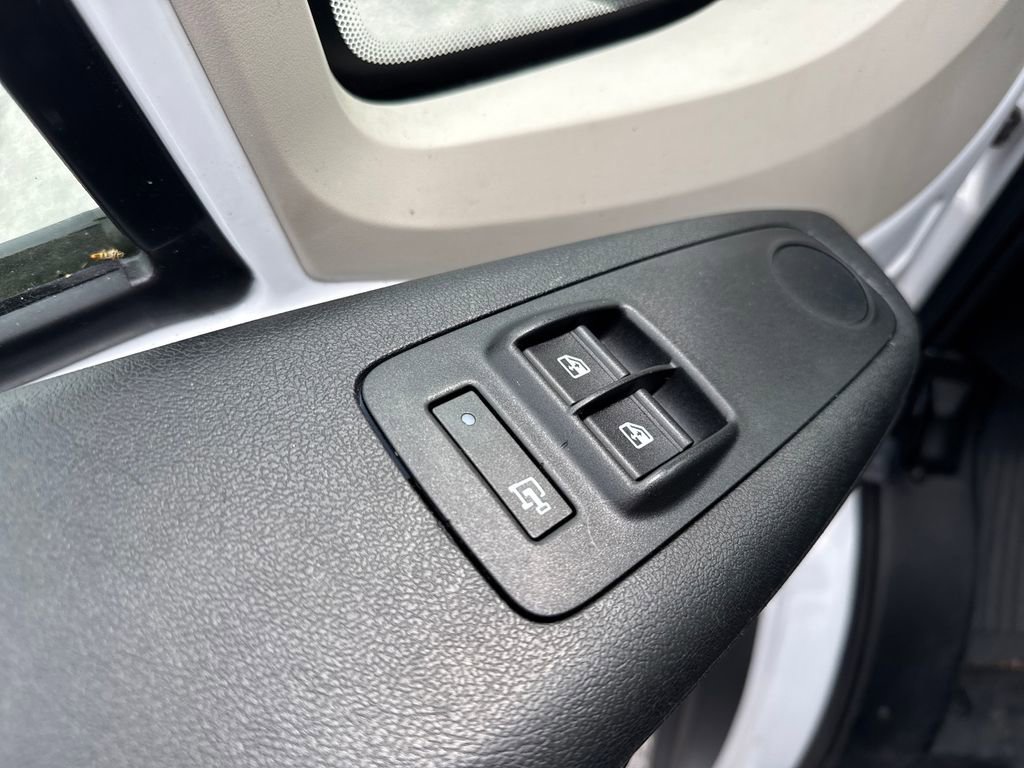 Used 2022 RAM ProMaster 2500 image 12