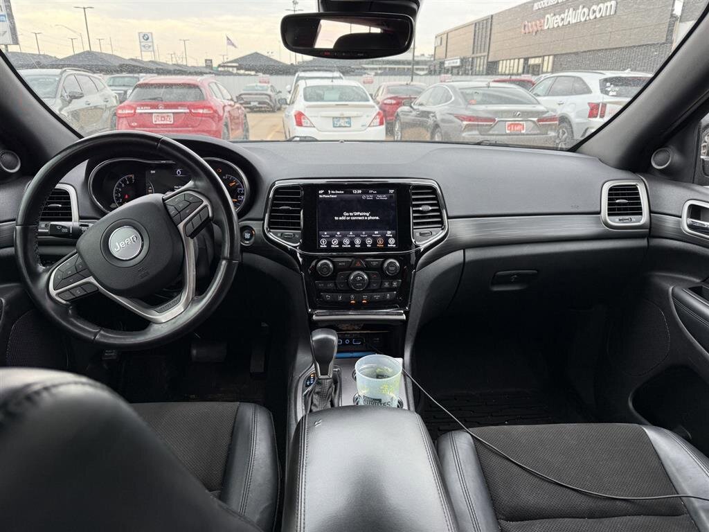 Used 2020 Jeep Grand Cherokee Altitude image 3