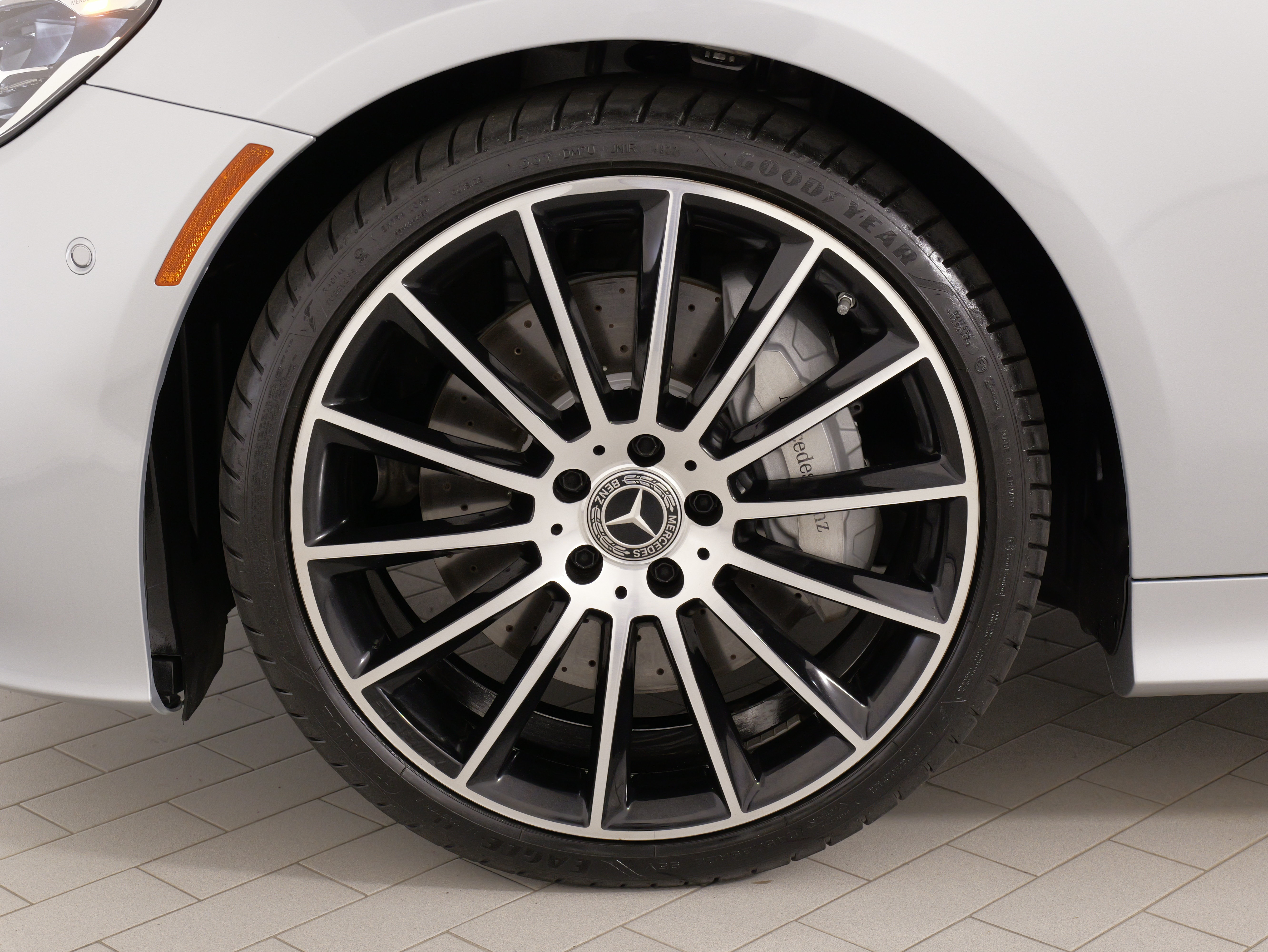 Used 2023 Mercedes-Benz E 450 Cabriolet image 59