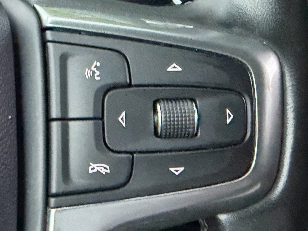 Used 2024 Chevrolet Silverado 1500 LT AWD/4WD image 26