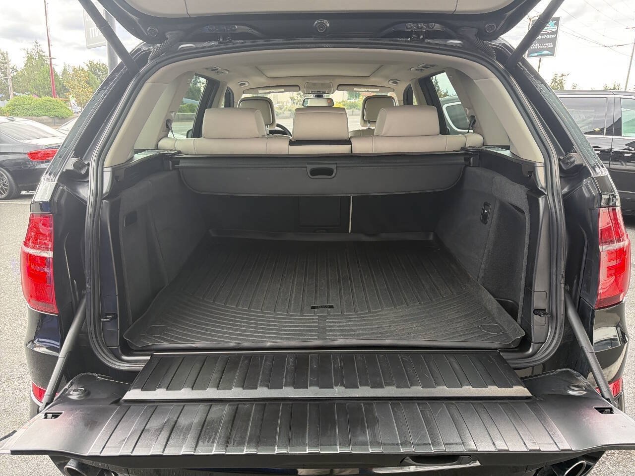 Used 2011 BMW X5 xDrive35i AWD/4WD image 5