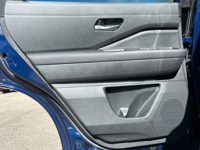 New 2026 Nissan Pathfinder SL image 37