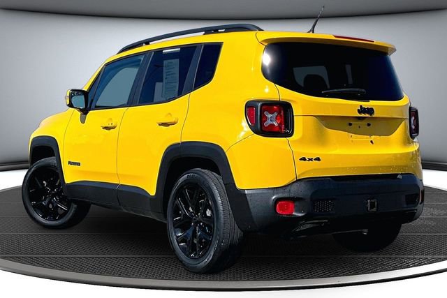 Used 2017 Jeep Renegade Altitude image 4