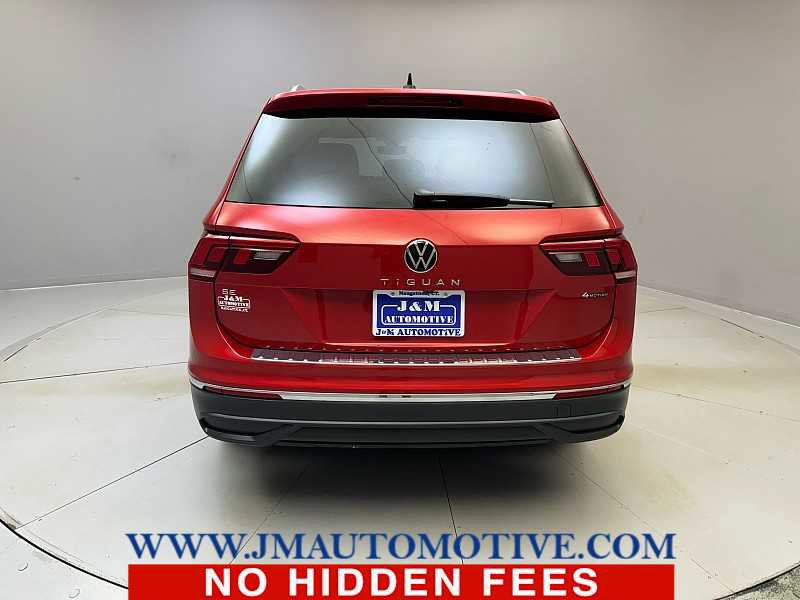Used 2022 Volkswagen Tiguan SE image 4
