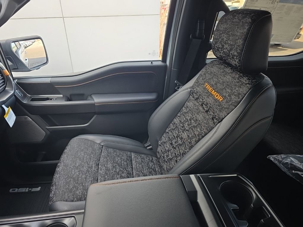 New 2025 Ford F150 Tremor w/ Bed Utility Package image 34