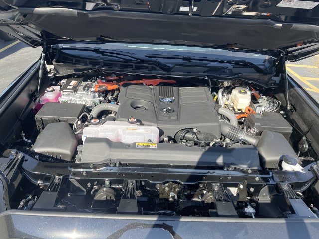New 2026 Toyota Sequoia Platinum AWD/4WD image 41
