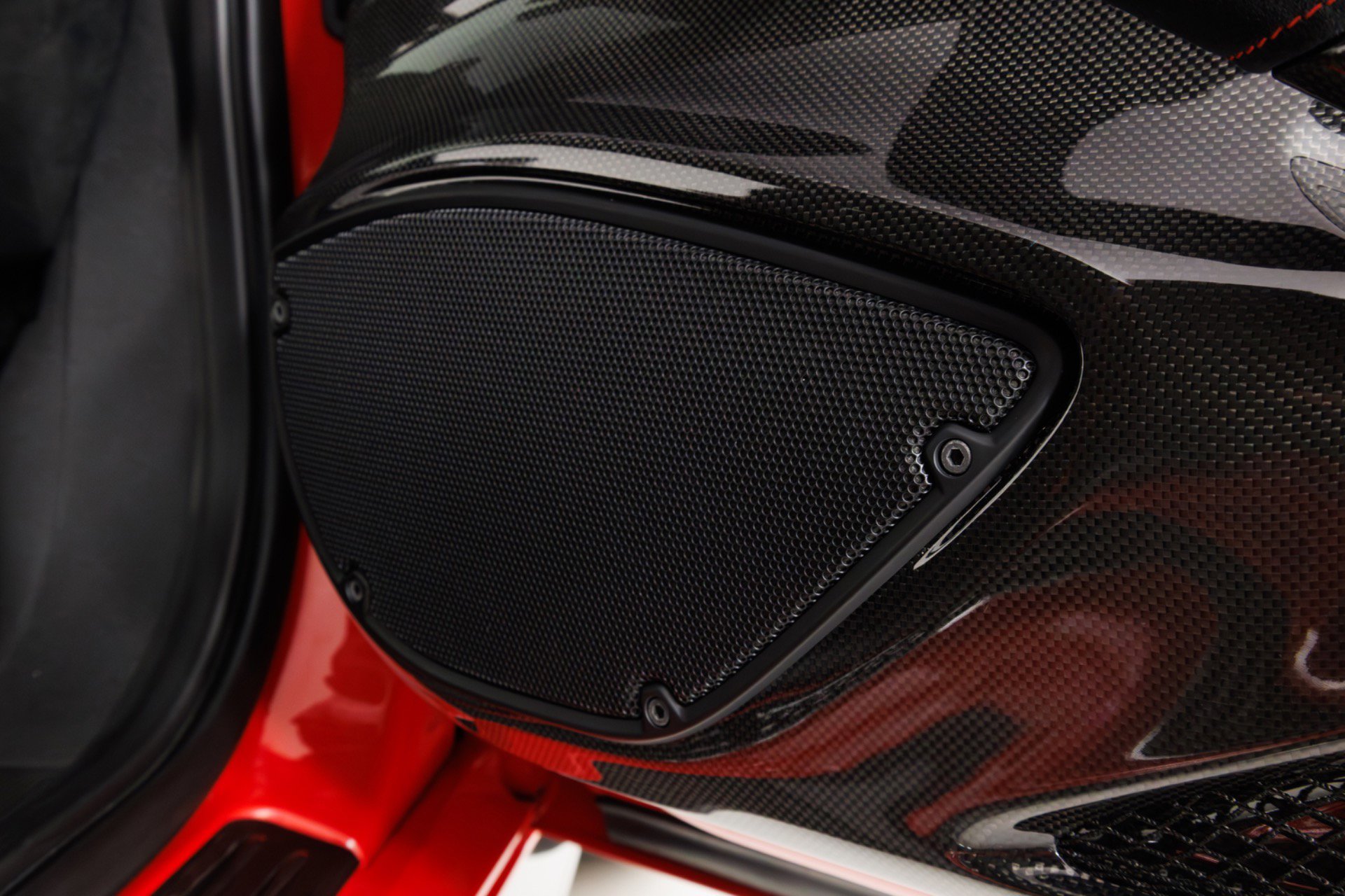 Used 2020 Ferrari 488 Pista Coupe image 45