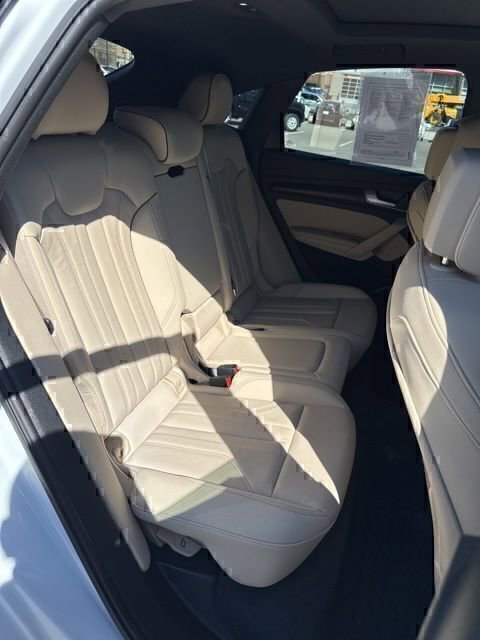 Used 2022 Audi Q5 2.0T Premium Plus image 10