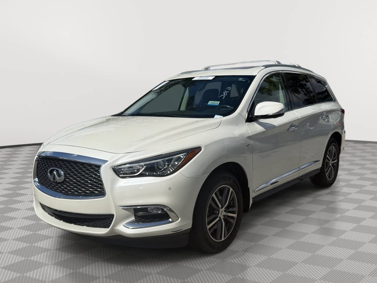 Used 2017 INFINITI QX60 Luxe w/ Premium Plus Package AWD/4WD image 4