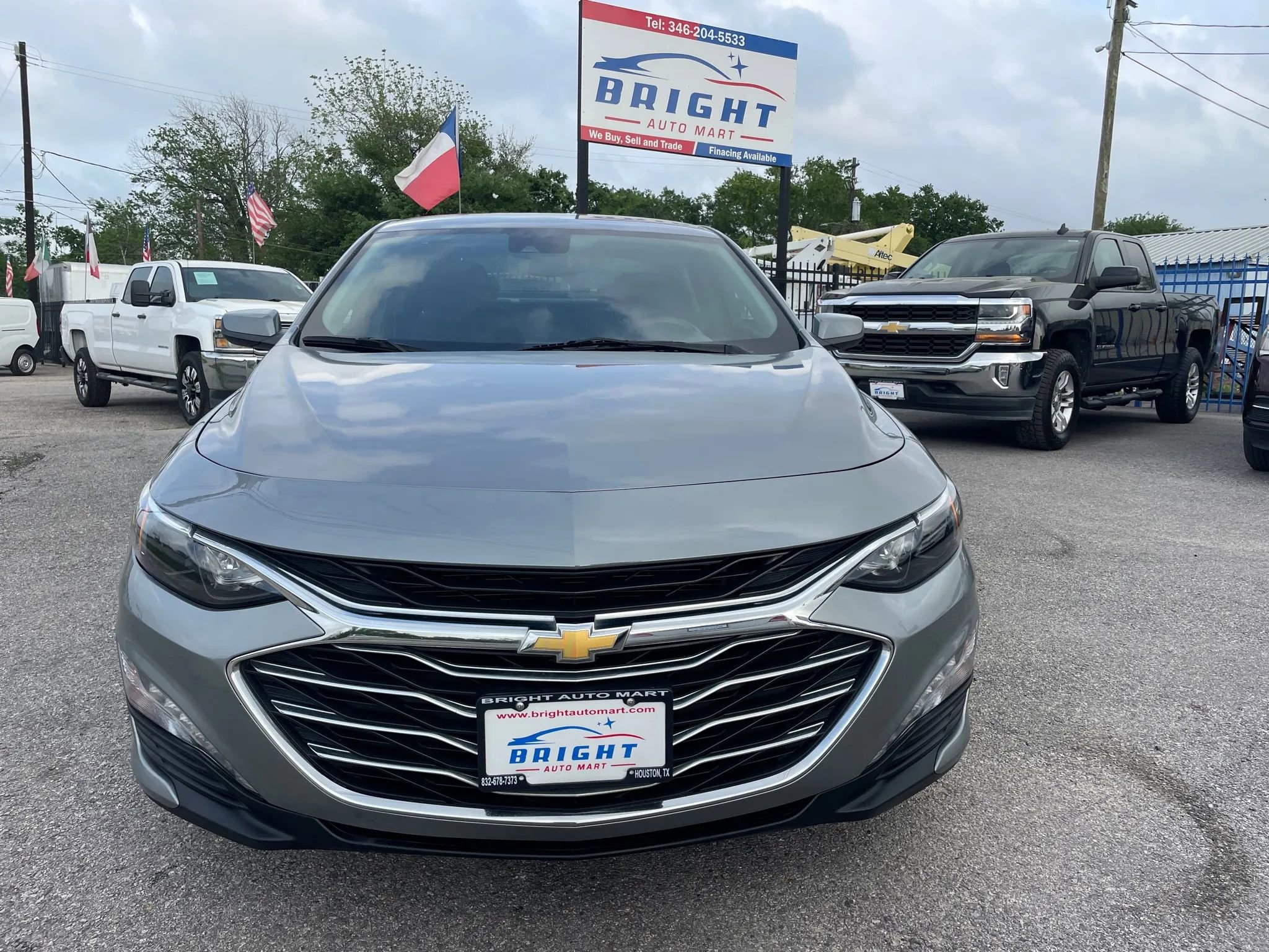 Used 2023 Chevrolet Malibu LT image 1