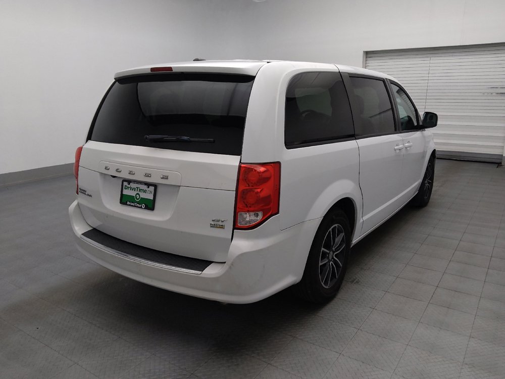 Used 2018 Dodge Grand Caravan GT FWD image 9