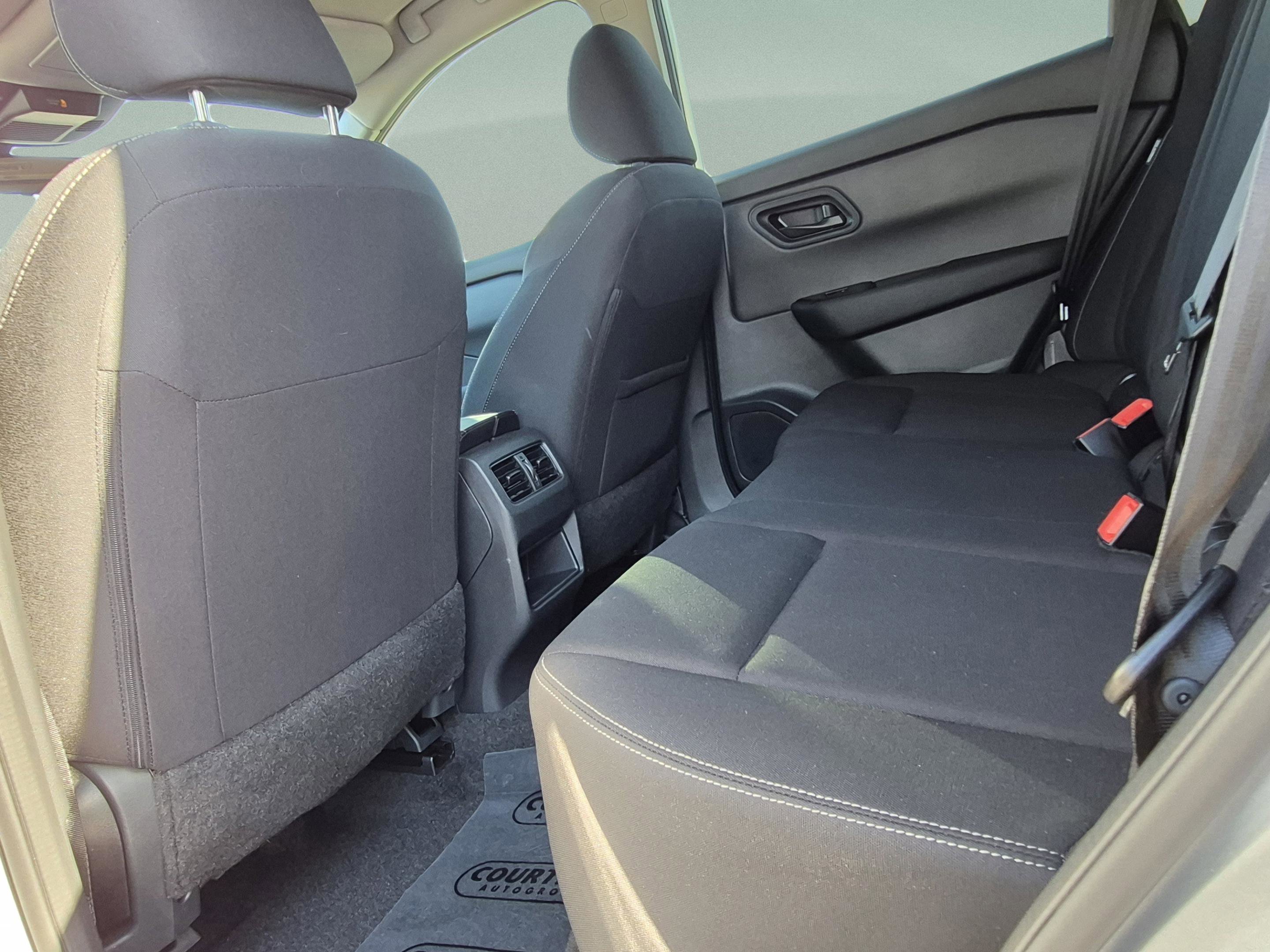 Certified 2025 Nissan Rogue S FWD image 17