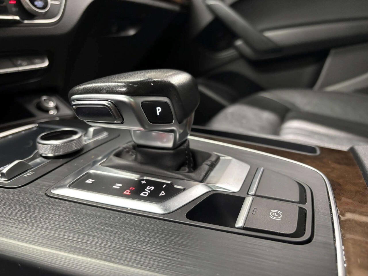 Used 2018 Audi Q5 2.0T Premium Plus w/ Premium Plus Package image 38