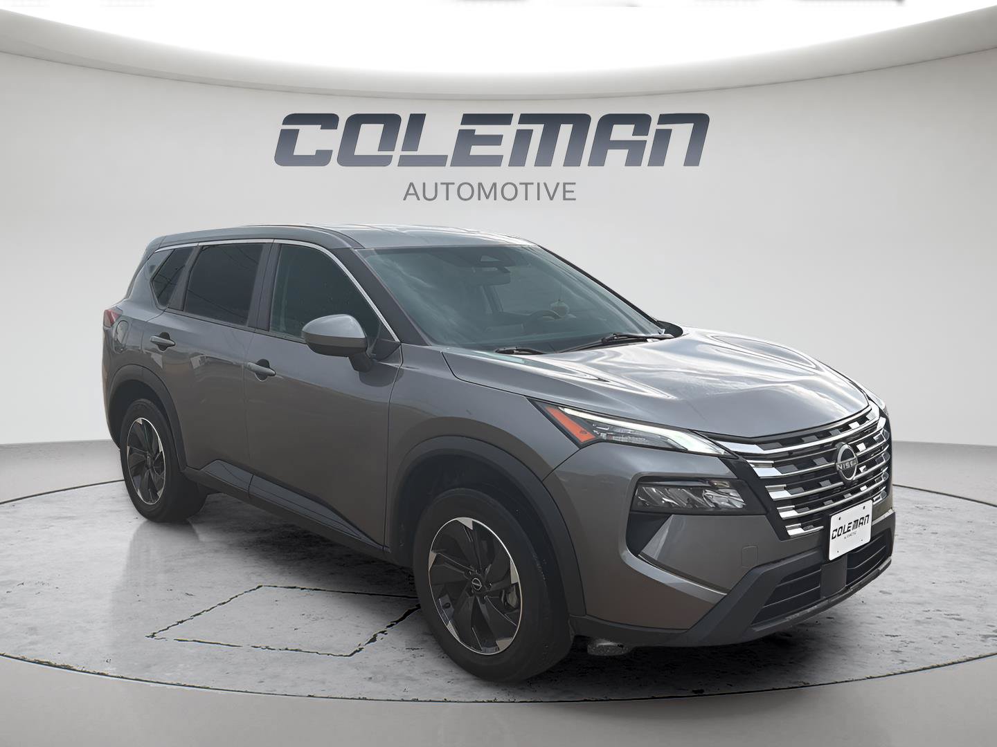 Used 2024 Nissan Rogue SV AWD/4WD image 7