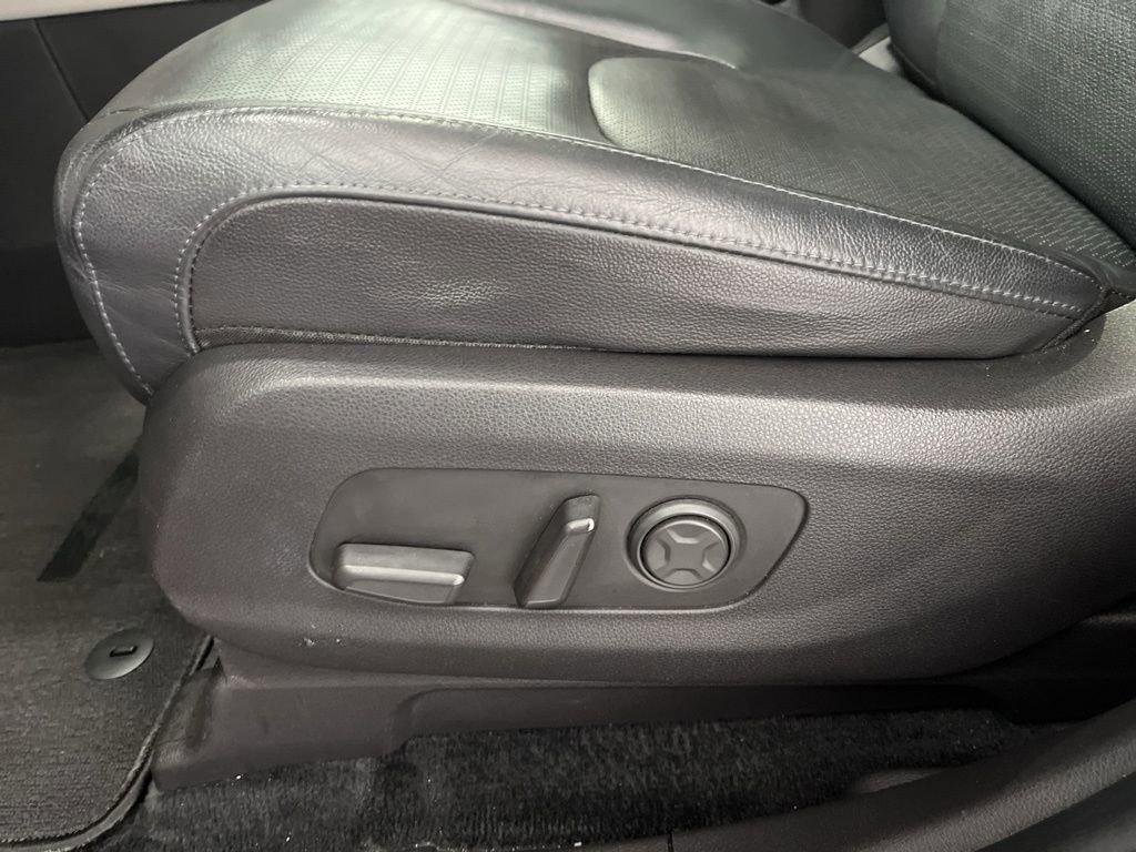 Used 2022 Kia Carnival SX Prestige FWD image 26