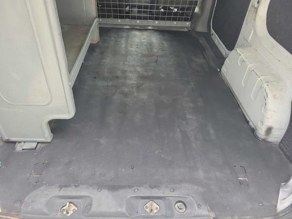 Certified 2018 Nissan NV200 S image 13