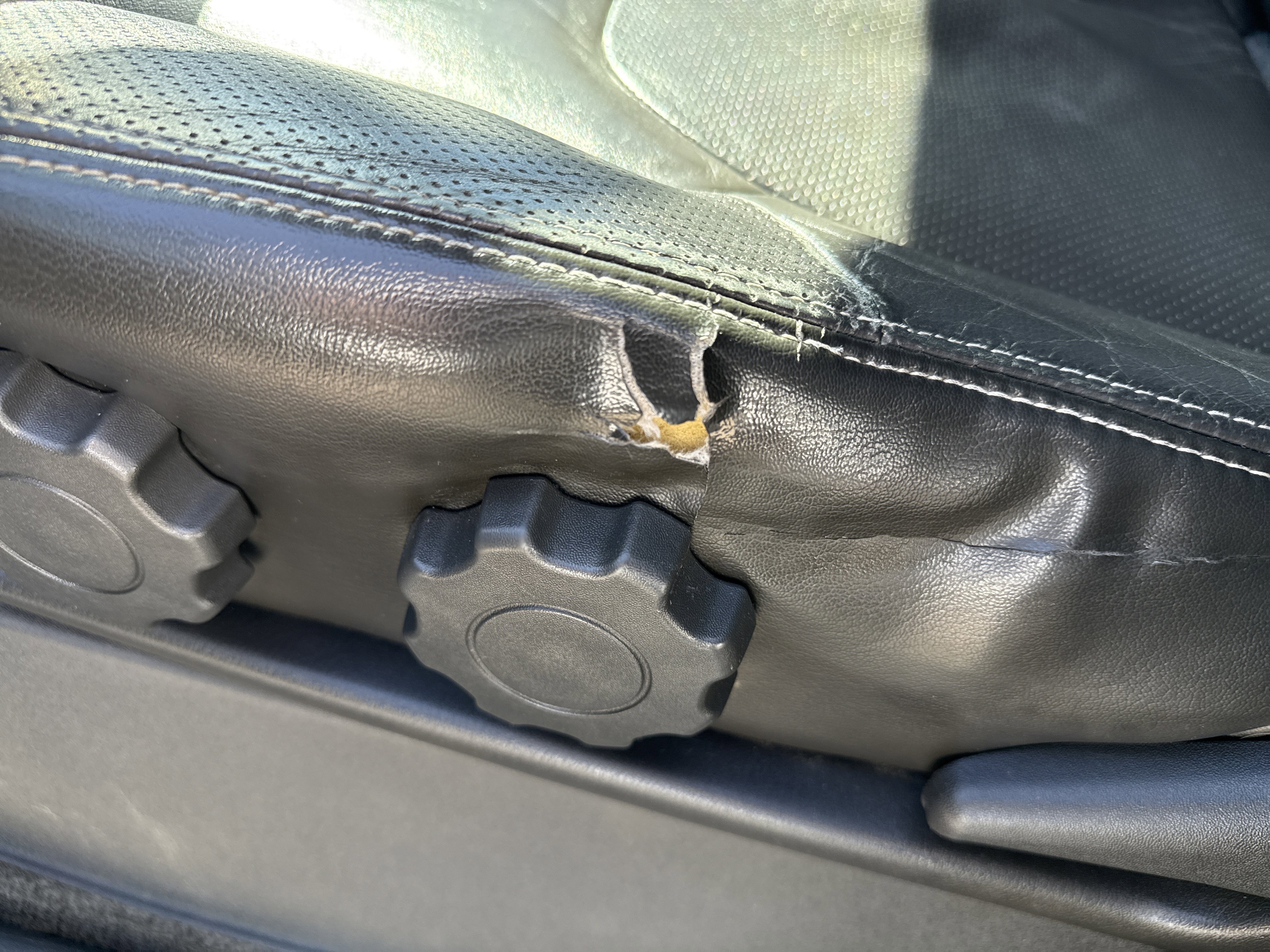 Used 2015 Nissan Xterra PRO-4X image 21