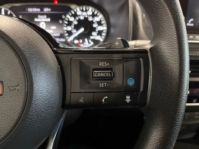 Used 2023 Nissan Rogue SV image 23