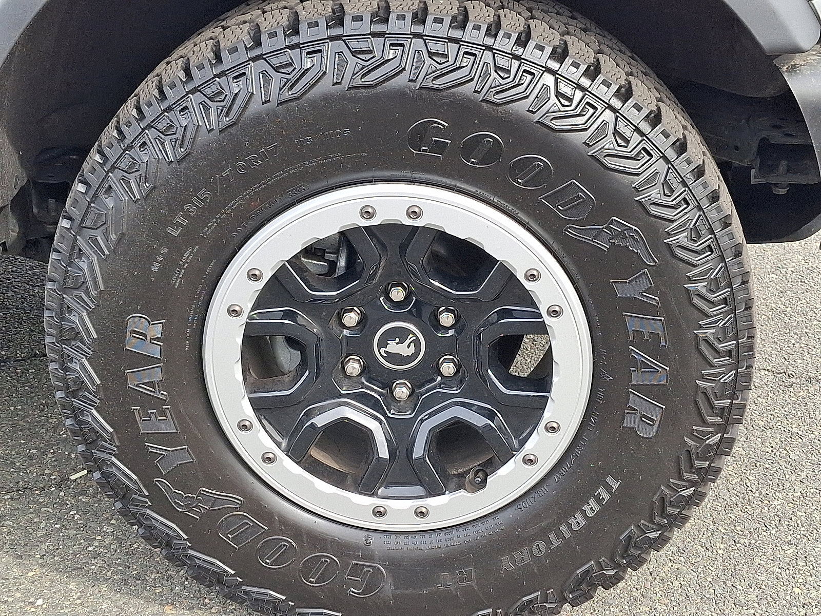 Used 2025 Ford Bronco Badlands w/ Sasquatch Package image 9