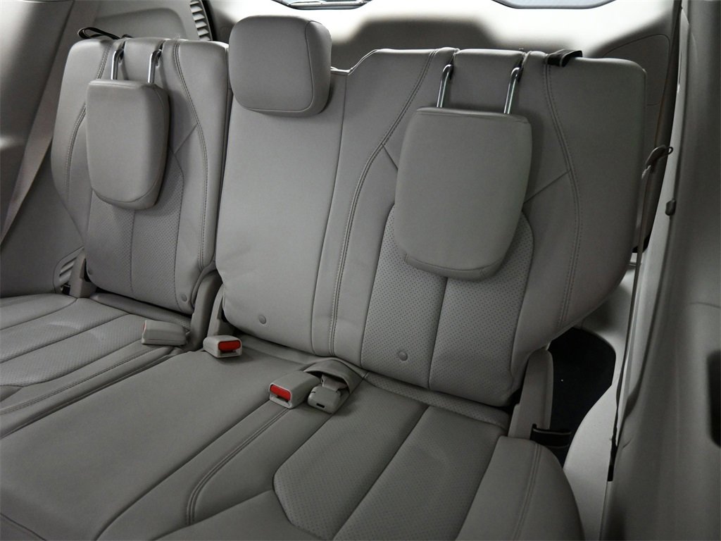 Used 2021 Chrysler Pacifica Touring-L image 20