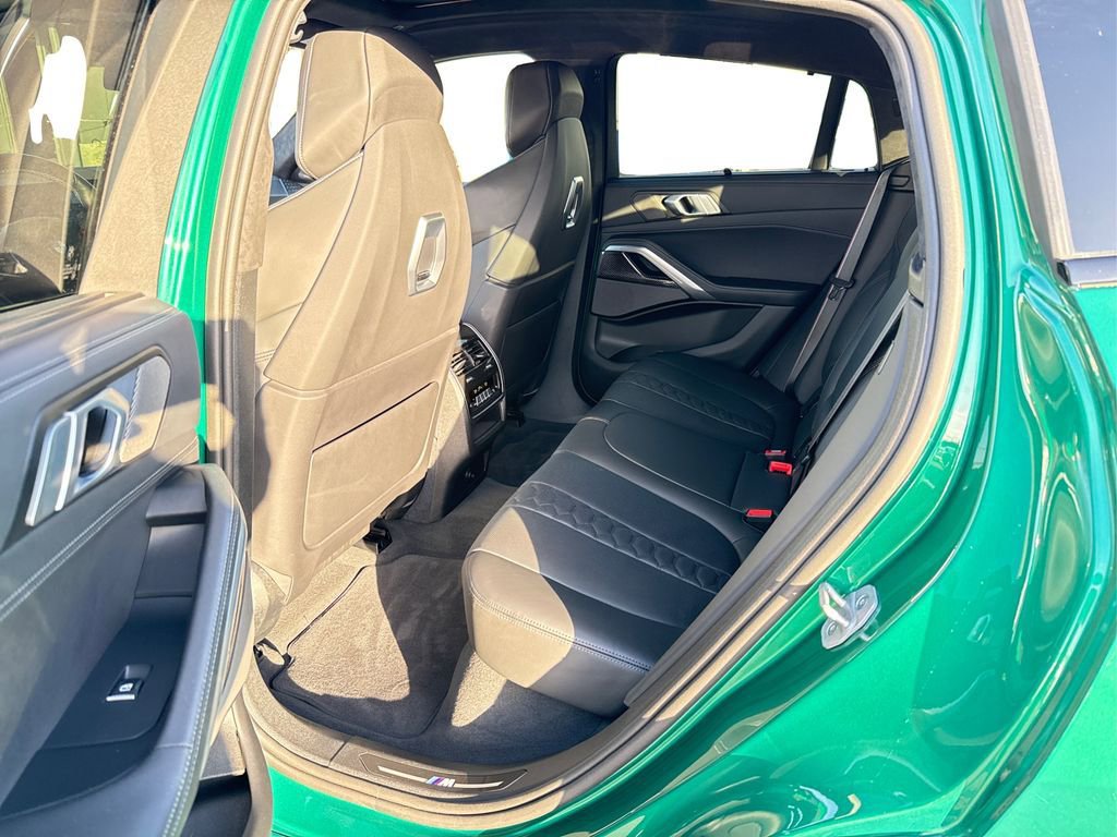 Used 2025 BMW X6 M Competition image 10