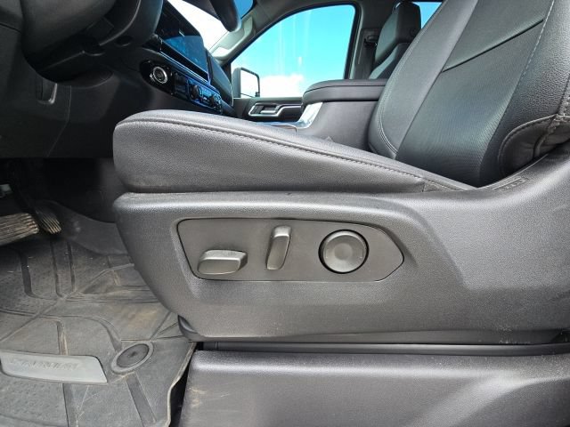 Certified 2024 Chevrolet Silverado 3500 LTZ w/ LTZ Premium Package AWD/4WD image 23