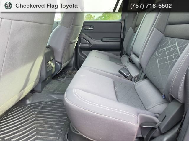 Used 2025 Nissan Frontier SV w/ SV Convenience Package RWD image 19