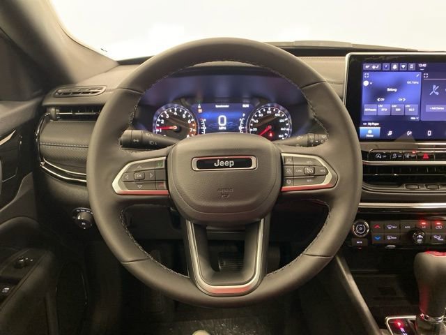 New 2026 Jeep Compass Latitude image 15