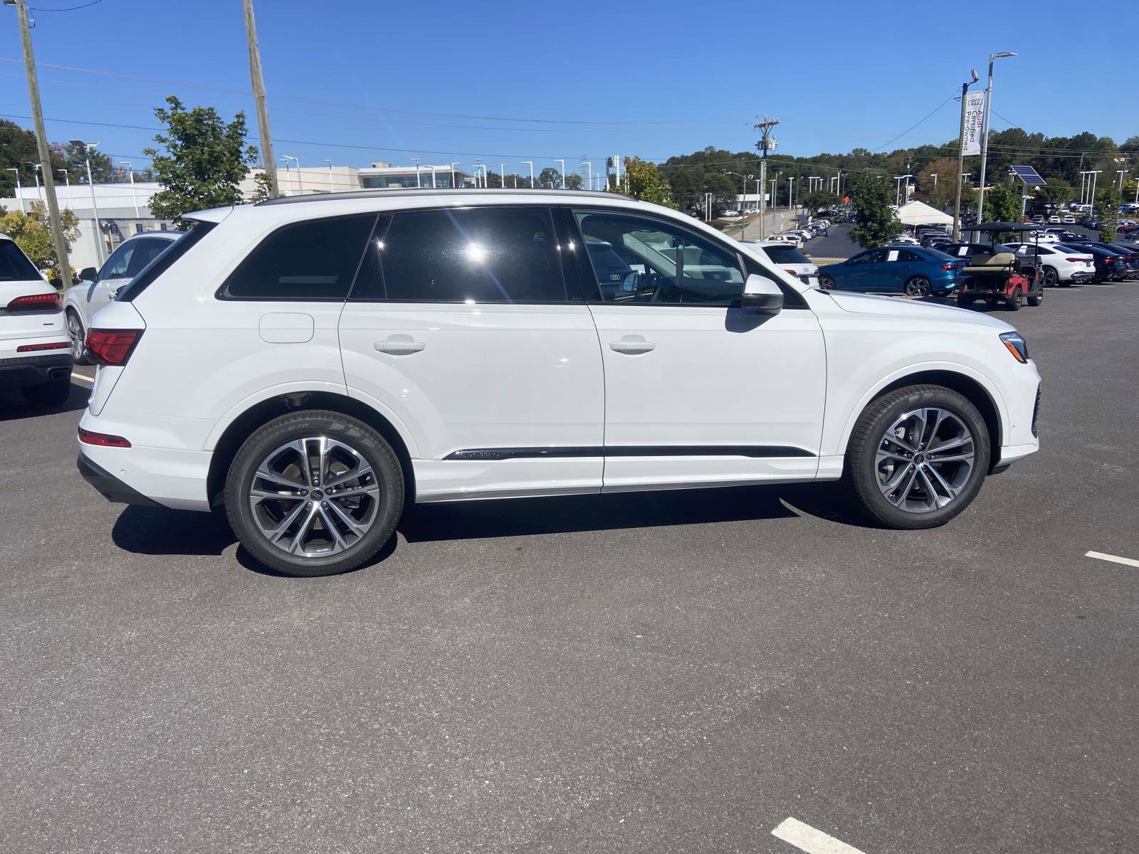 New 2026 Audi Q7 3.0T Premium image 10