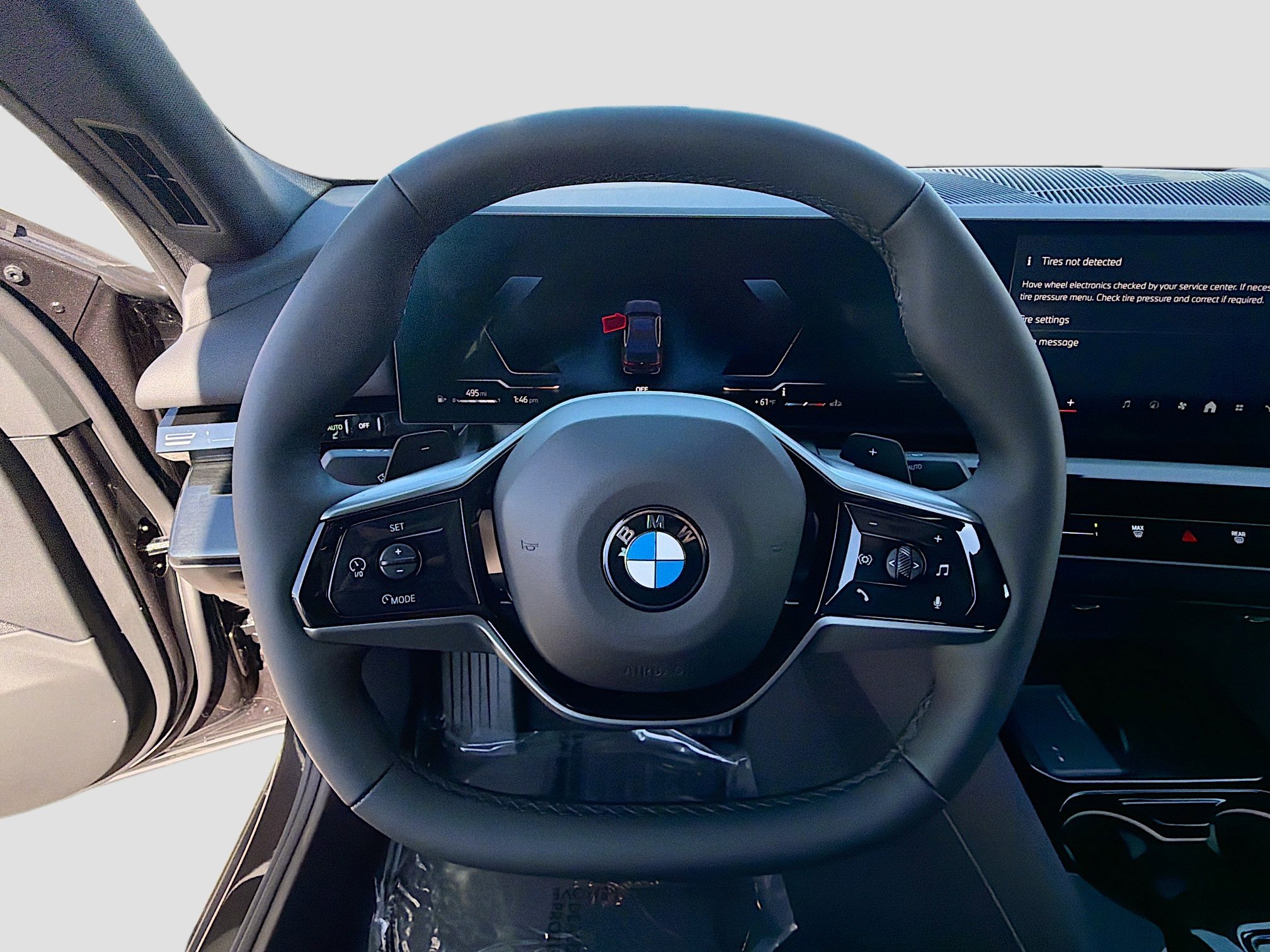 New 2026 BMW 530i w/ Convenience Package image 39