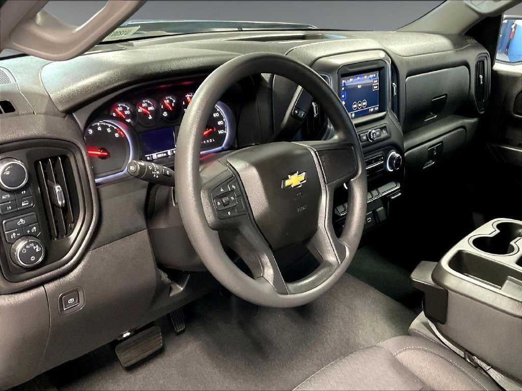 Used 2023 Chevrolet Silverado 1500 Custom AWD/4WD image 8