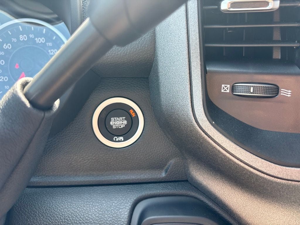 New 2026 RAM 2500 Tradesman AWD/4WD image 16