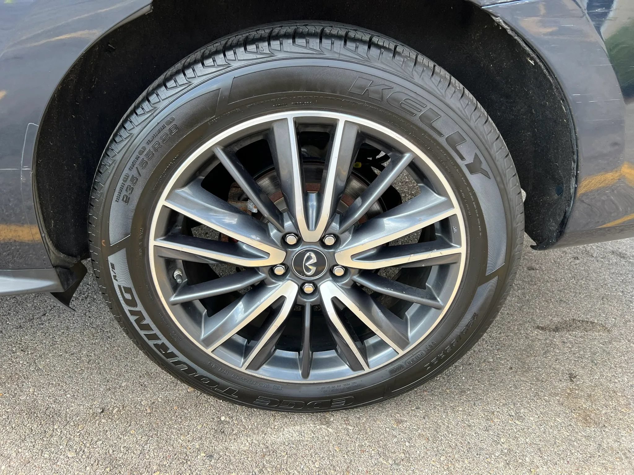 Used 2019 INFINITI QX60 Luxe w/ Sensory Package AWD/4WD image 12