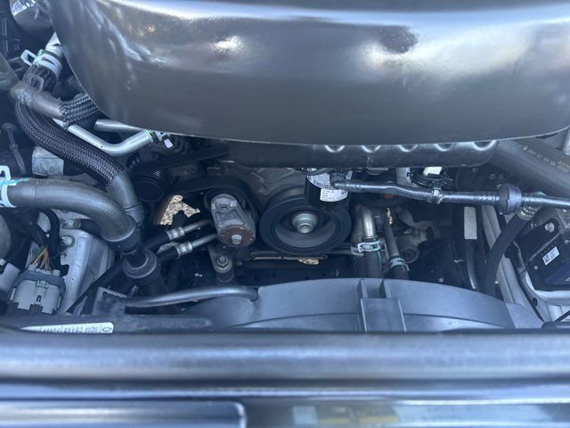 Used 2020 Dodge Durango SXT image 34