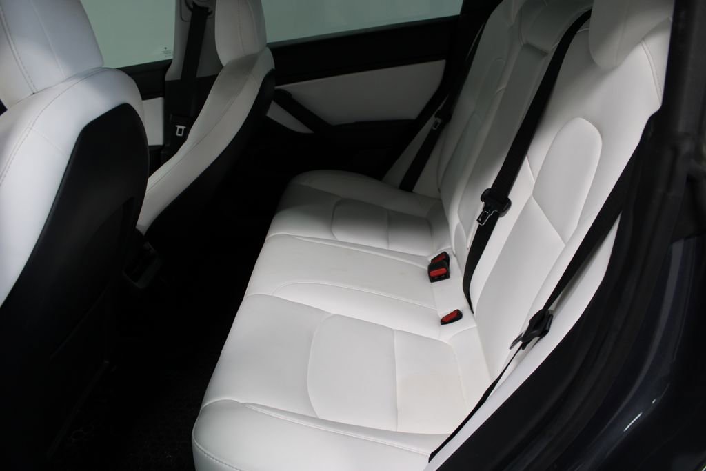Used 2021 Tesla Model 3 Standard Range Plus RWD image 18