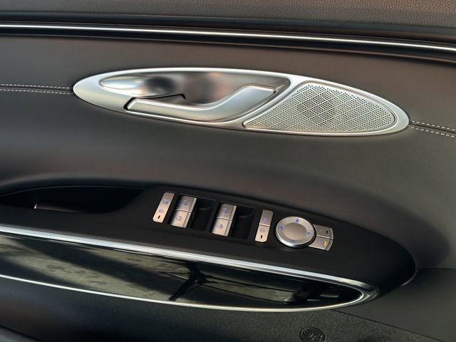 Used 2025 Genesis GV70 2.5T image 15