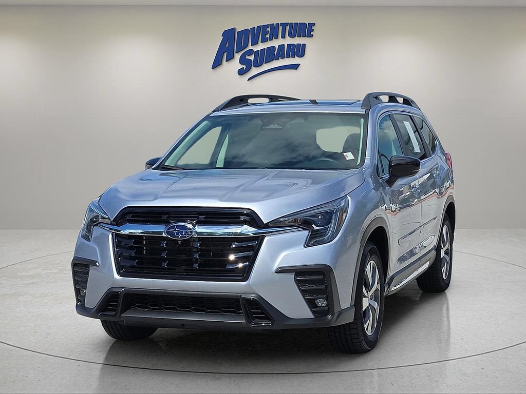 Used 2025 Subaru Ascent Limited AWD/4WD image 5