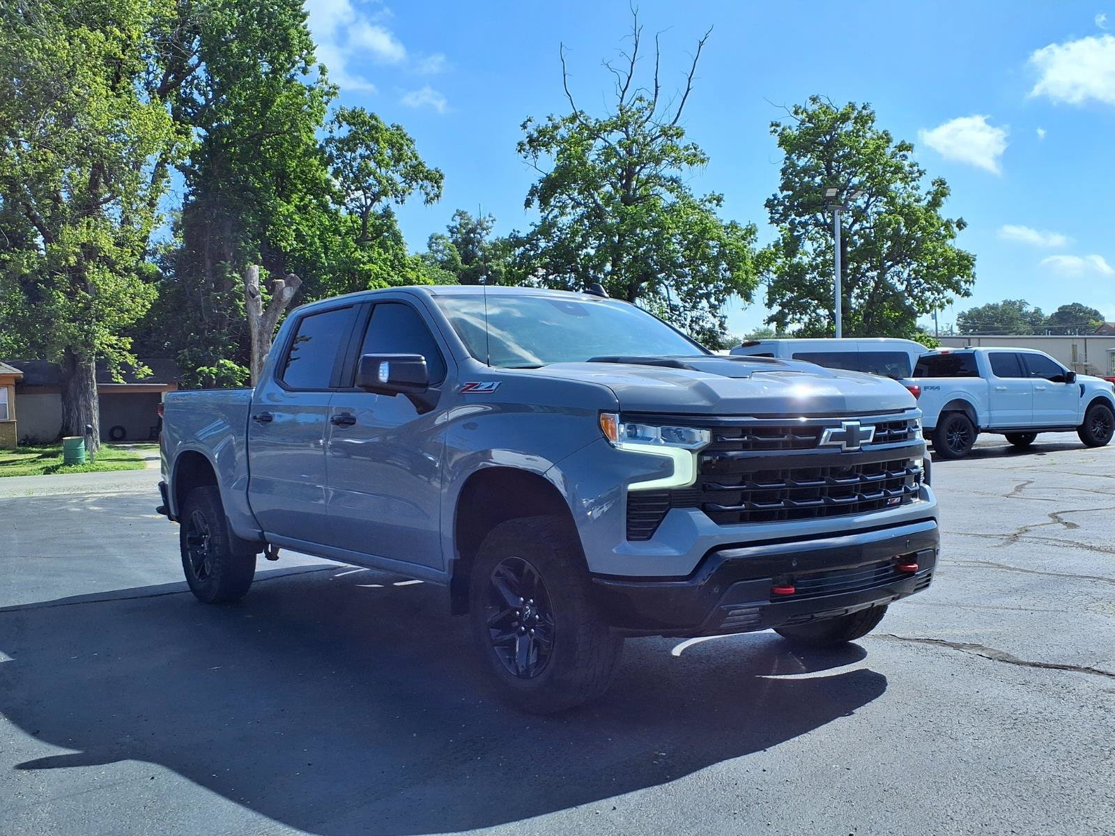 Used 2024 Chevrolet Silverado 1500 LT Trail Boss w/ LT Trail Boss Premium Package AWD/4WD image 14