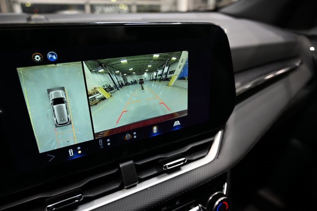 New 2026 Chevrolet Equinox LT w/ Convenience Package II image 16