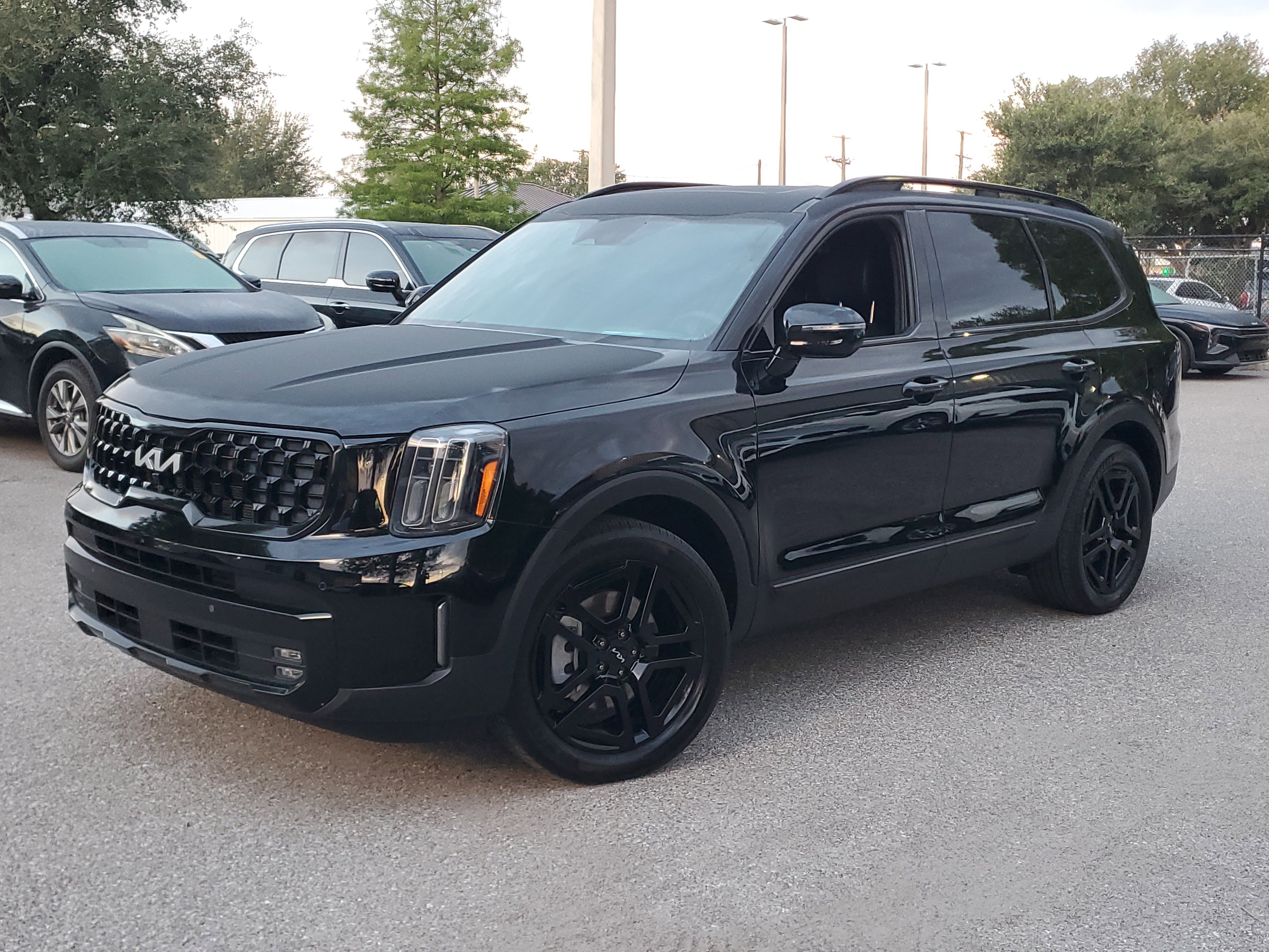 Used 2023 Kia Telluride SX Prestige X-Line AWD/4WD image 1