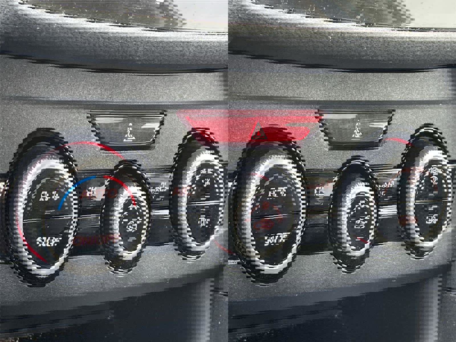 Used 2021 Subaru Crosstrek 2.5i Sport w/ Moonroof Package image 14