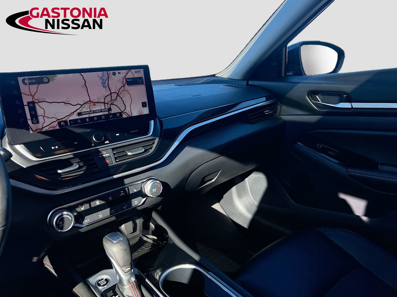 Used 2024 Nissan Altima 2.5 SR w/ SR Premium Package image 31