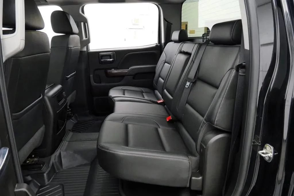 Used 2019 GMC Sierra 2500 SLT w/ Driver Alert Package AWD/4WD image 20
