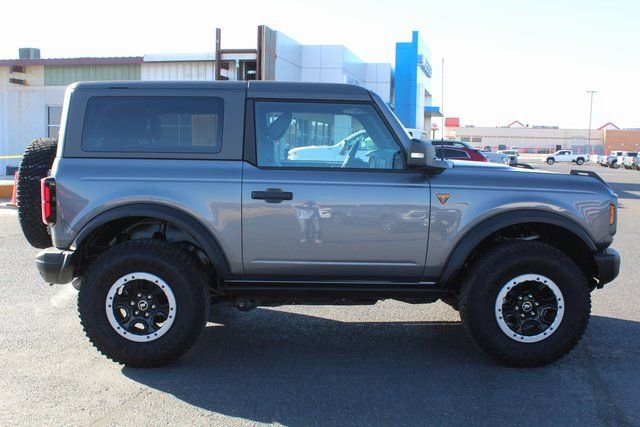 Used 2023 Ford Bronco Badlands w/ Sasquatch Package image 2