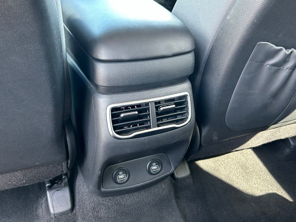 Used 2023 Hyundai Santa Fe SEL w/ Cargo Package image 48