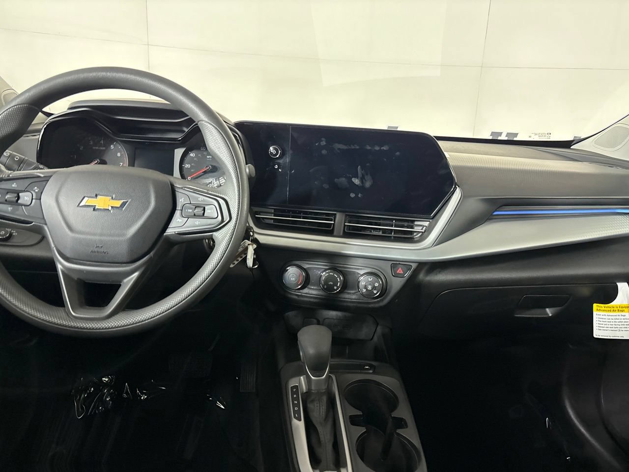 Used 2026 Chevrolet Trax LS FWD image 24