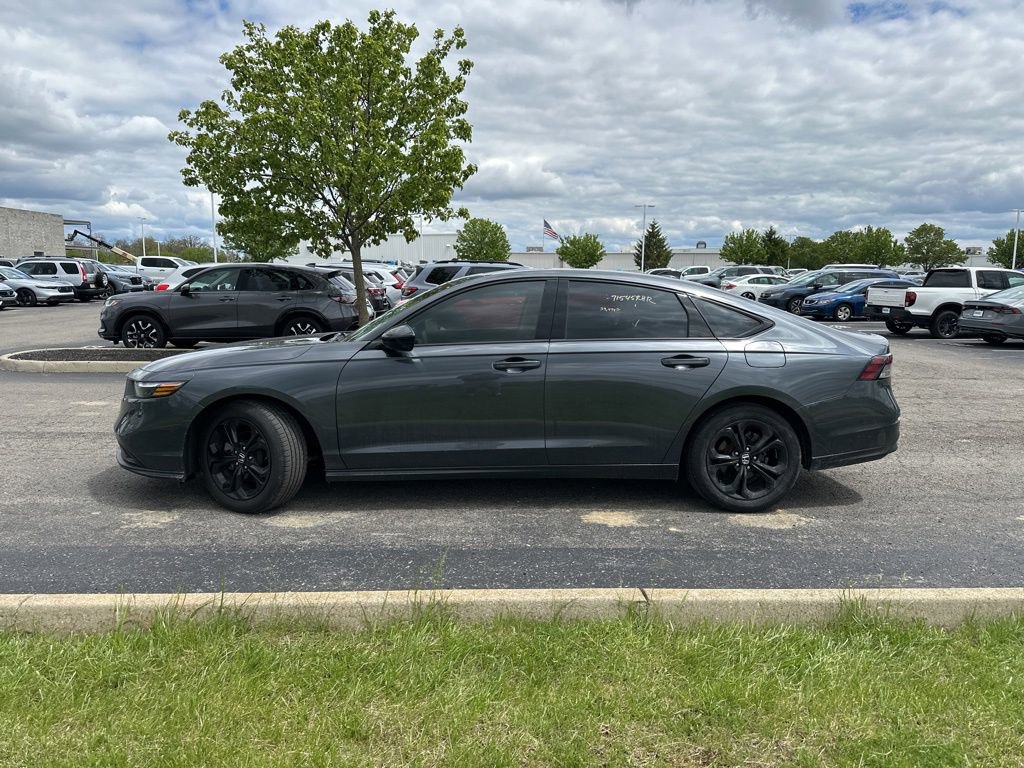 Used 2025 Honda Accord SE image 8