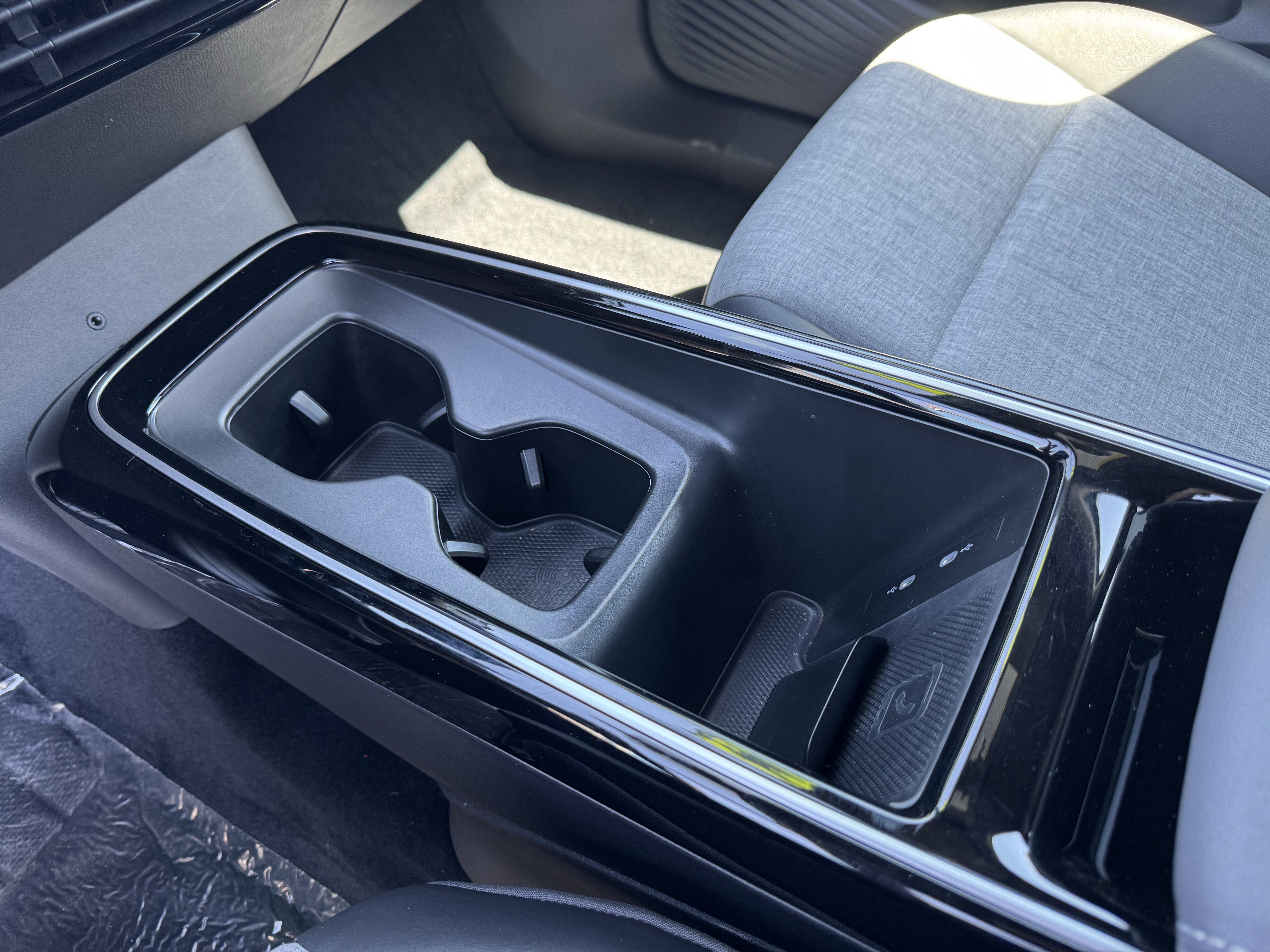 Used 2023 Volkswagen ID.4 Pro image 27