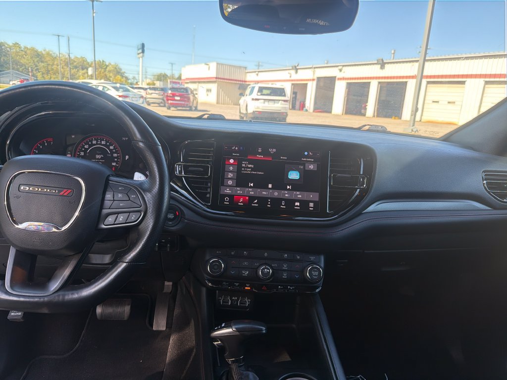 Used 2024 Dodge Durango GT RWD image 16